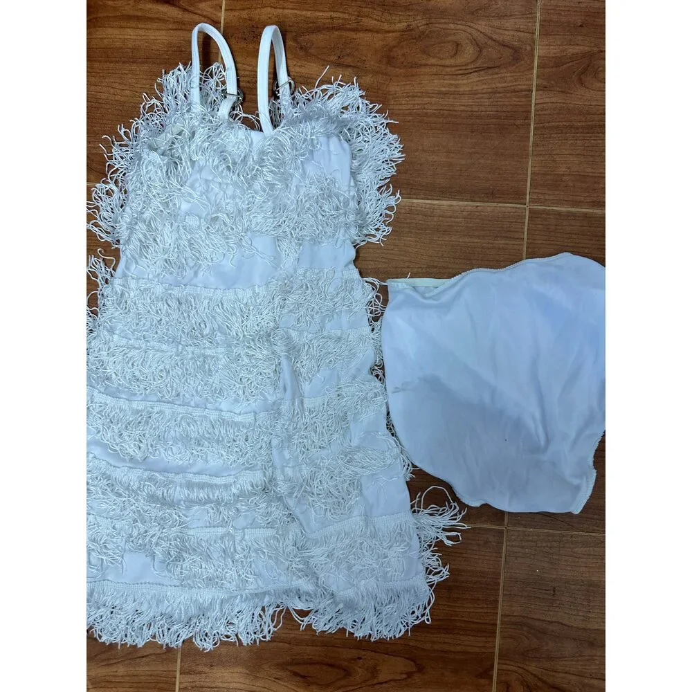 Pre-Owned Dance Costume Weissman 2958 Medium Child White Fringe Jazz Tap Rhines